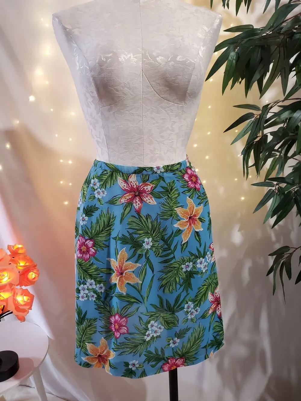 Lord & Taylor Vintage 100% Silk Tropical Floral A-Line Skirt Womens PP Hawaiian